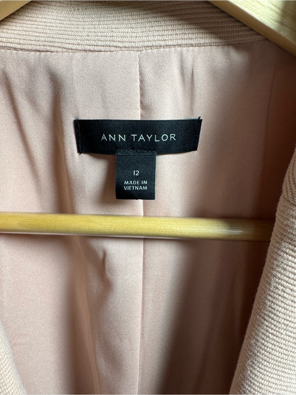 Ann Taylor Blazer Jacket in Blush Pink